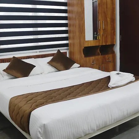 The Mountmist Apartment Kochi Exterior photo