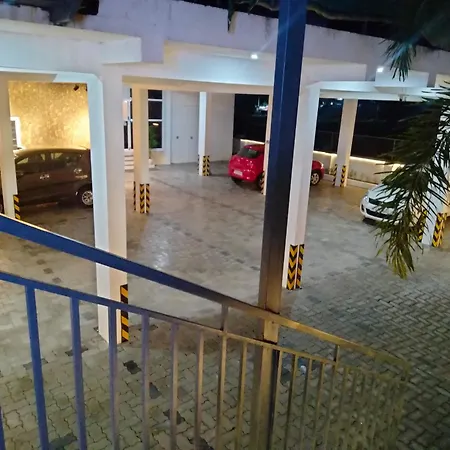 The Mountmist Apartment Kochi Exterior photo
